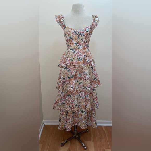 En Saison NWT Floral Romantic Ruffle Embroidered Presley Midi Dress Size Large - Picture 3 of 16